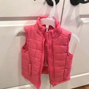 Toddler girls pink puffy vest. It’s a size 4/5
